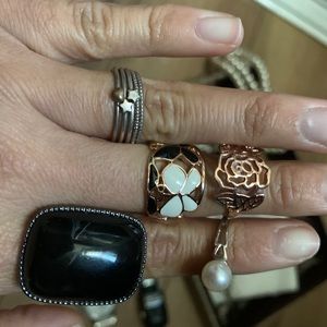 Mixed metals ring lot